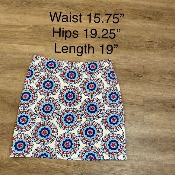 NEW RED/WHITE/BLUE FLORAL GEOMETRIC PRINT LINED SKIRT BY TALBOTS 8 - Picture 12 of 12